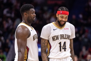 Trận đấu sân khách đang im lặng! Pelicans đã dẫn trước 76ers tới 32 điểm vào cuối hiệp một và giành được 21 điểm trong hiệp một.