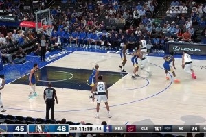 Irving 23+8+10, Doncic 21+9 & nghỉ chấn thương, Kuming ghi thêm 27 điểm, Mavericks dễ dàng hạ gục Warriors