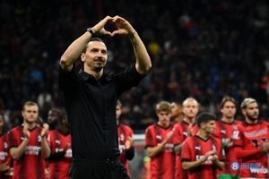 Ibrahimovic nói đùa sau khi đoạt giải Lợn vòi vàng: Tôi là ông chủ của Milan và các cầu thủ Milan không dám trái lời tôi