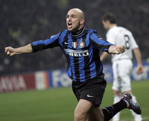 Cambiasso: Lazio nên nghĩ về phong độ gần đây của Bayern và đừng nghĩ họ đã mạnh như thế nào trong quá khứ