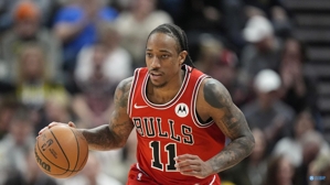 CIC thực sự chính xác! DeRozan ghi được 19 điểm, 7/10 trong hiệp và 5/5 quả ném phạt, 4 rebound và 3 kiến ​​​​tạo.