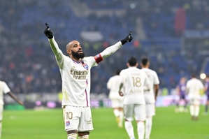 Lacazette đã ghi 10 bàn kể từ tháng 12 năm ngoái, chỉ đứng sau Kane và David ở 5 giải đấu lớn.