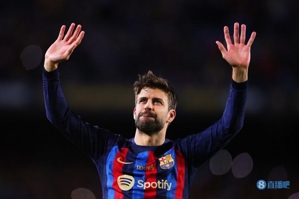 Pique: Bóng đá là một công việc, nhiều cầu thủ không xem bóng đá và không thích tập luyện